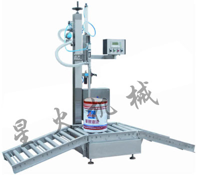 CJ-200B型半自動(dòng)稱重式液體灌裝機(jī)